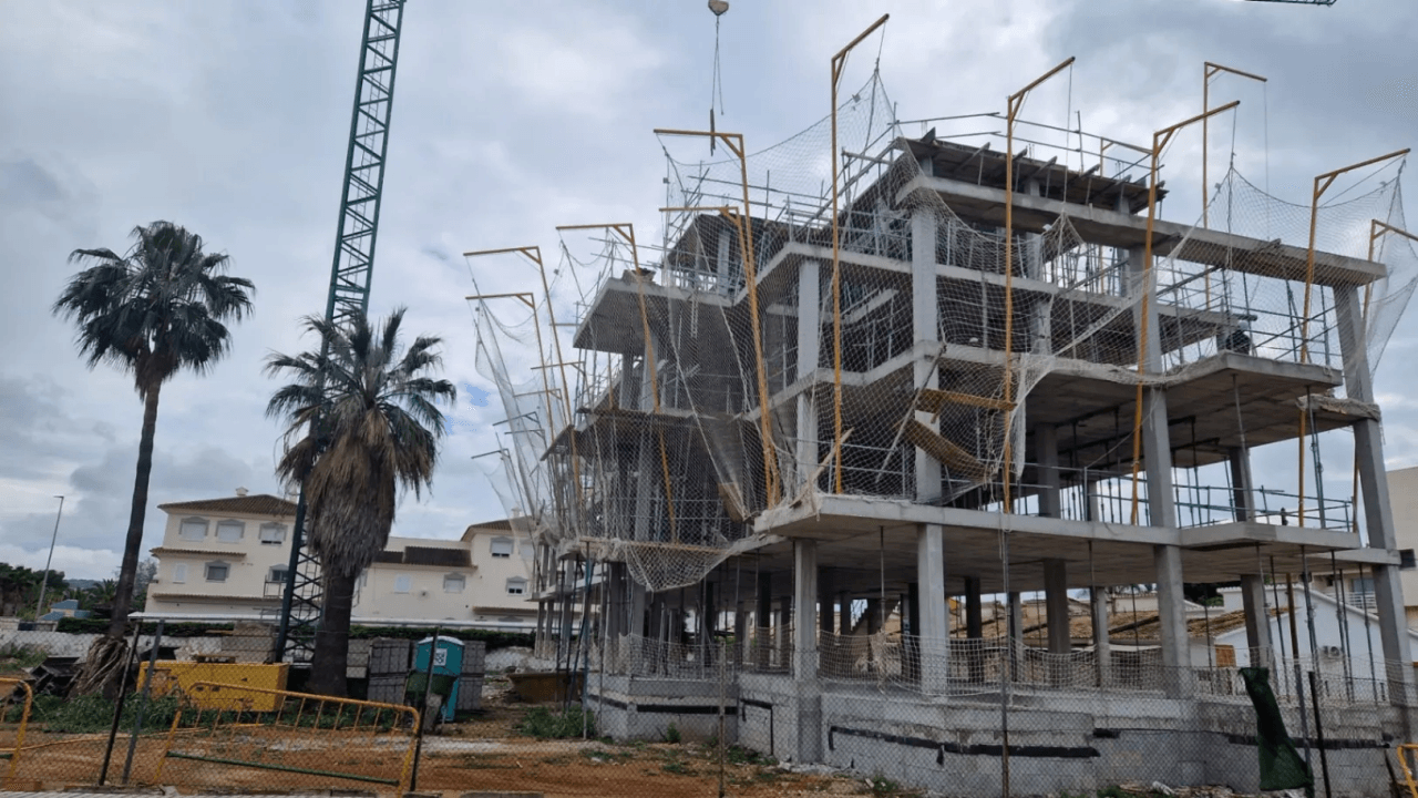 Obra Nueva en Denia apartamentos a solo 100 metros de la playa de 2 dormitorios y dos baños