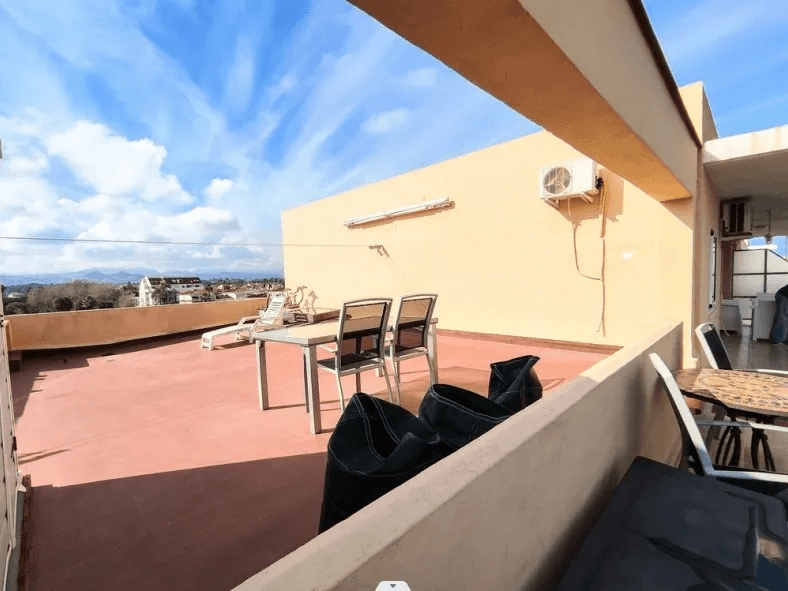 Atico en venta en la playa de Denia con vistas al Mar
