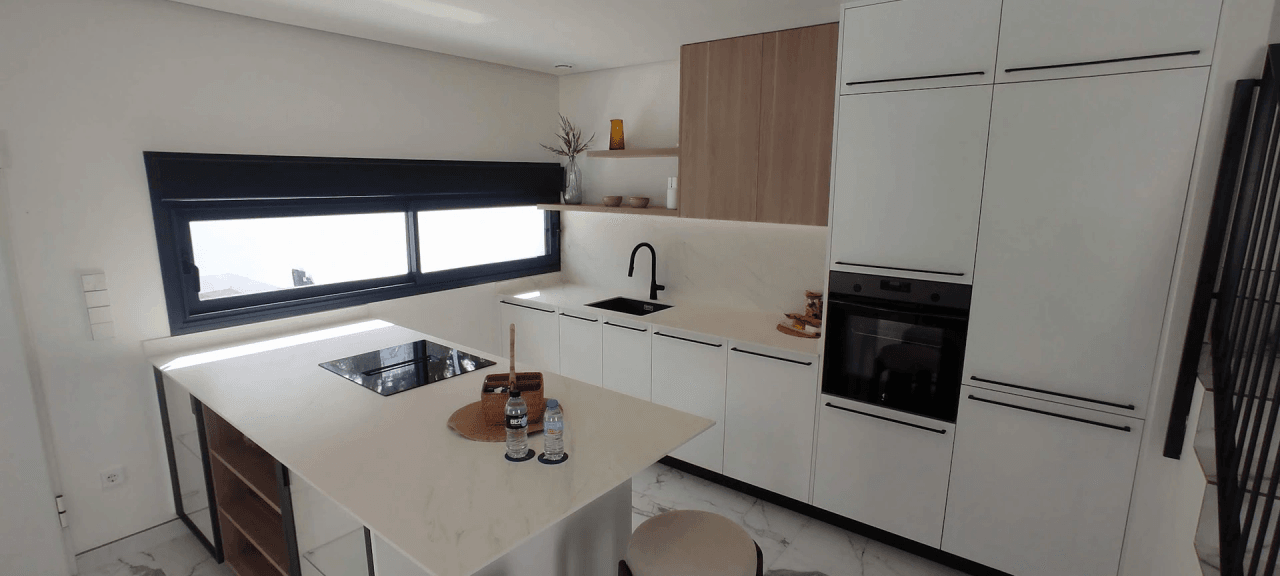 Chalet moderno de nueva construcción listo para entrar