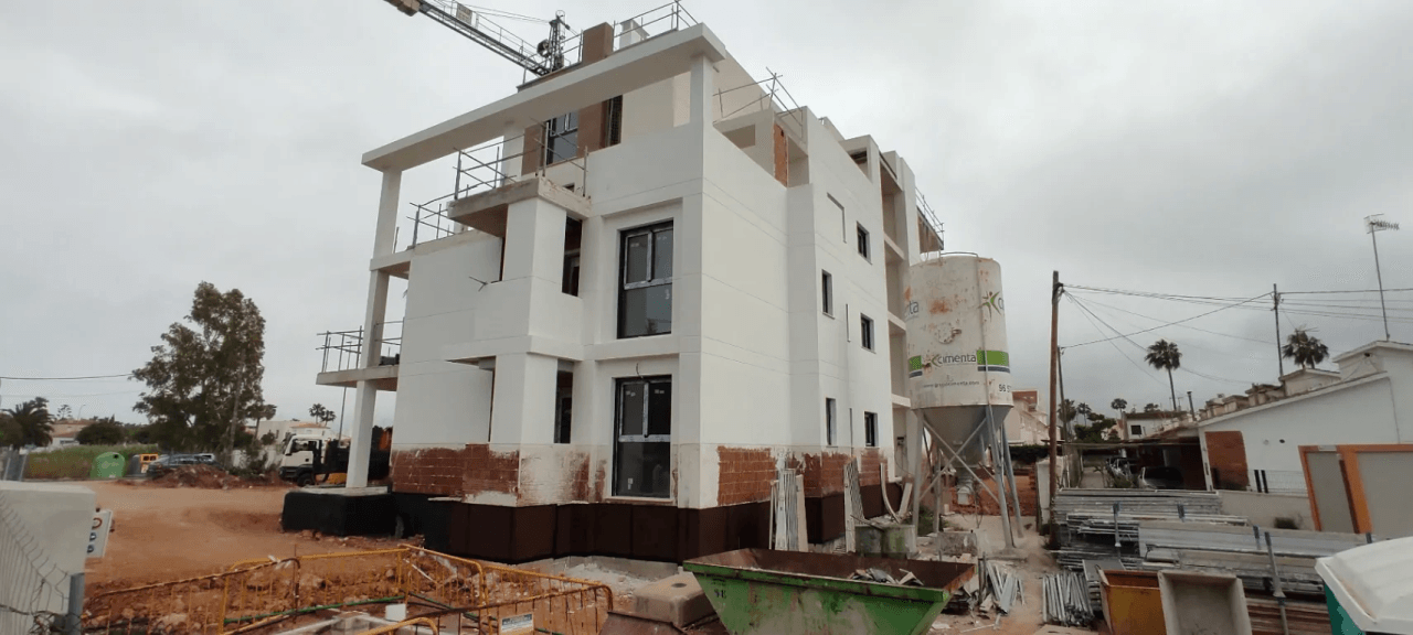 Obra Nueva en Denia apartamentos a solo 100 metros de la playa de 3 dormitorios y dos baños