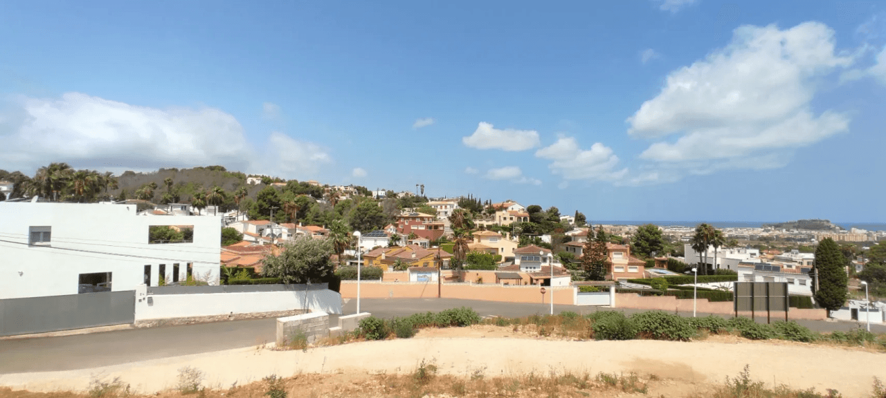 Nueva promoción de VILLAS de lujo con vistas al mar en Denia .