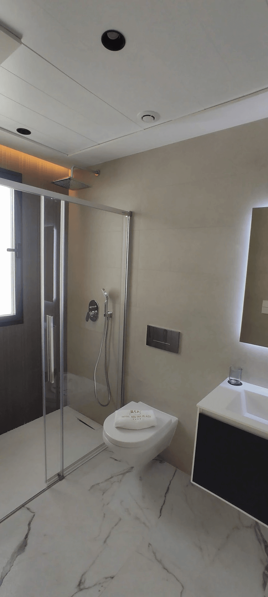 Chalet moderno de nueva construcción listo para entrar