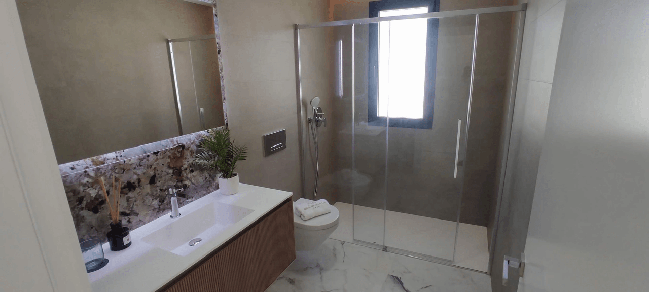 Chalet moderno de nueva construcción listo para entrar