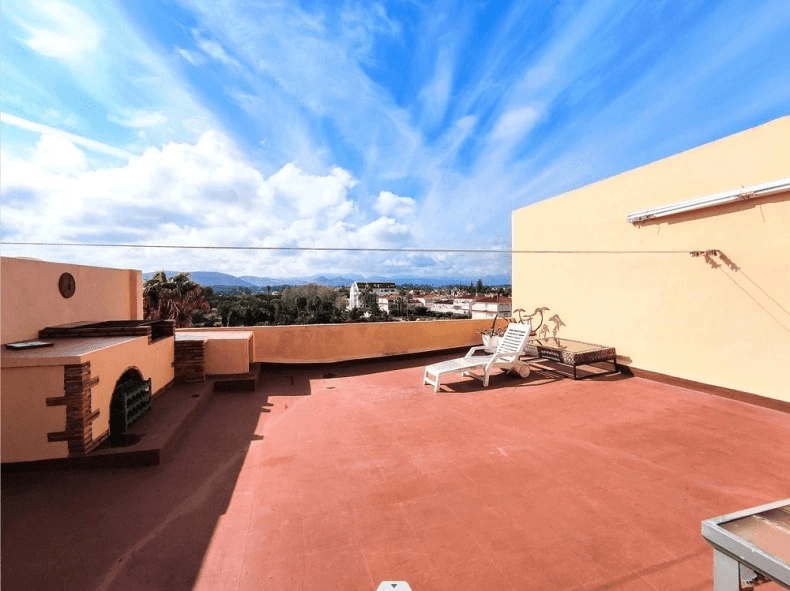 Atico en venta en la playa de Denia con vistas al Mar