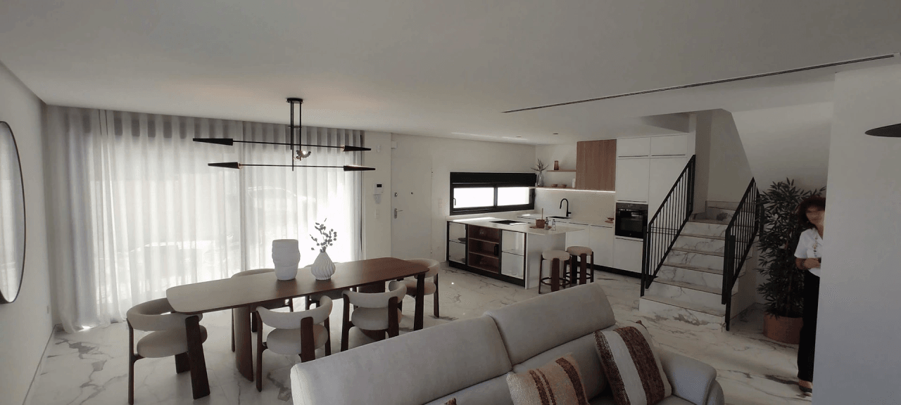 Chalet moderno de nueva construcción listo para entrar