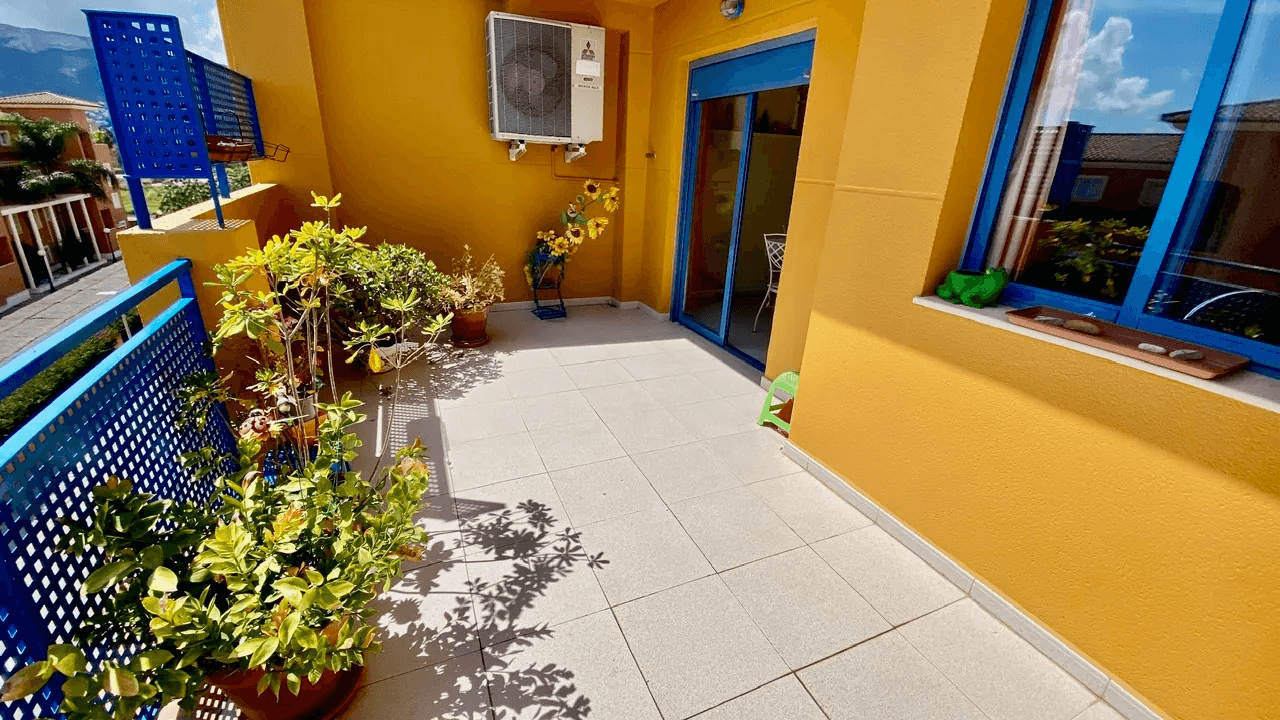 Atico en la playa cerca Puerto Denia