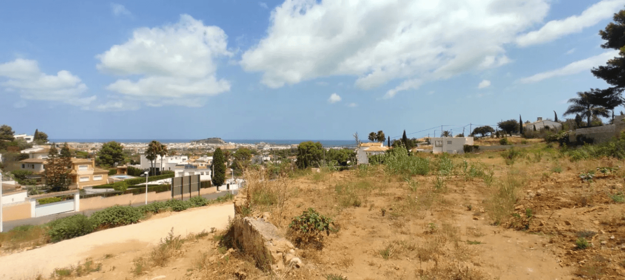 Nueva promoción de villas de lujo en Denia estilo moderno con espectalures vistas .