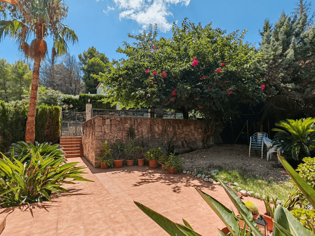 Gran chalet/villa en venta muy amplia con piscina privada en Denia