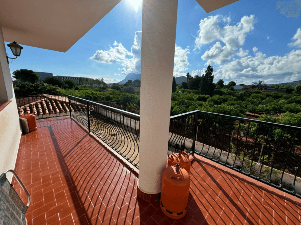 Chalet rustico en venta en Denia